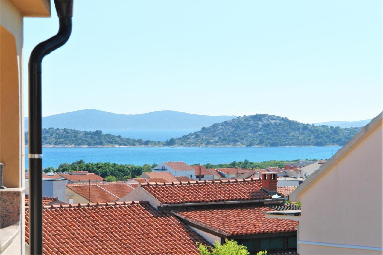 Iva Apartmani Vodice Exterior foto