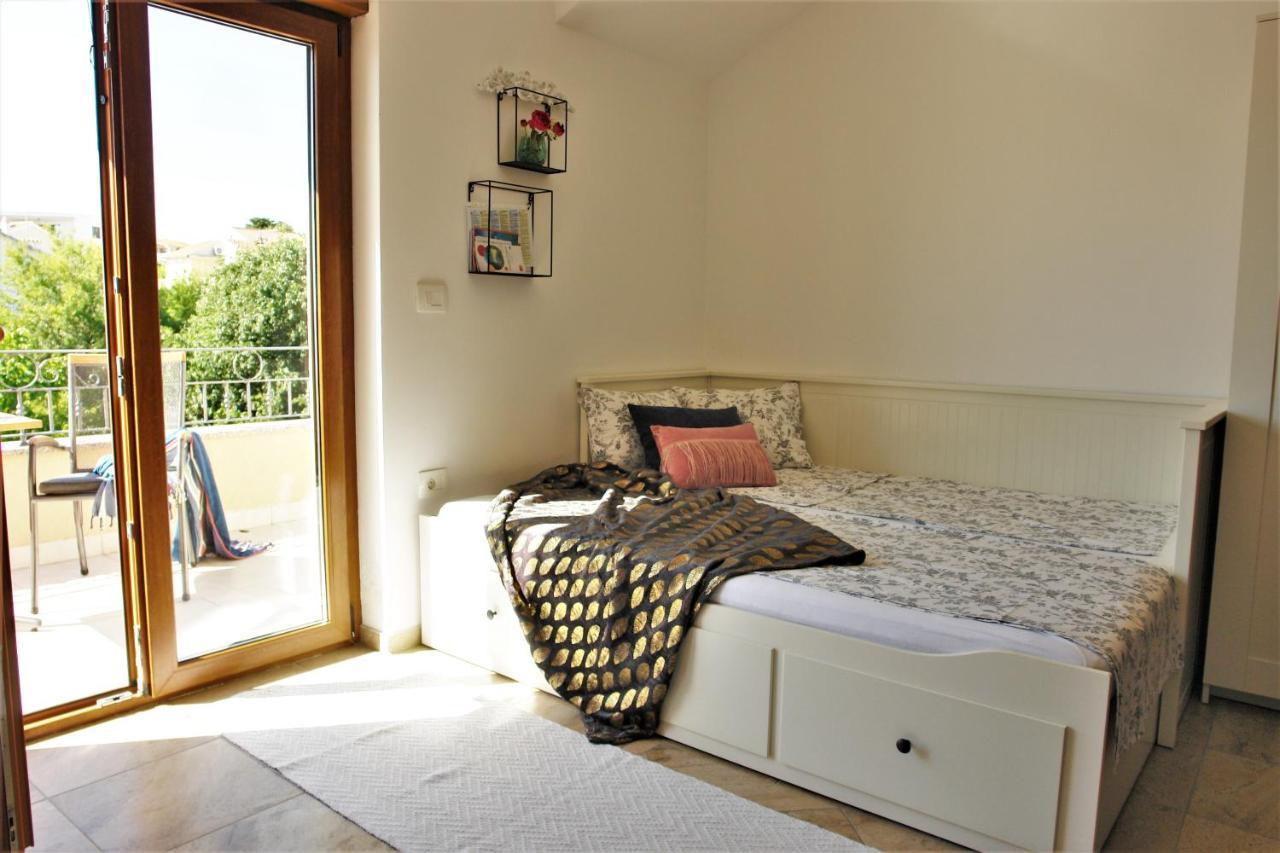 Iva Apartmani Vodice Exterior foto