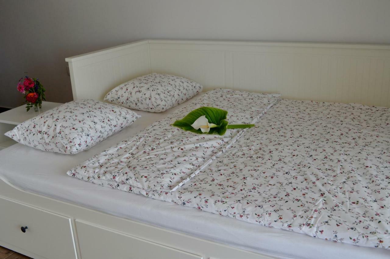 Iva Apartmani Vodice Exterior foto