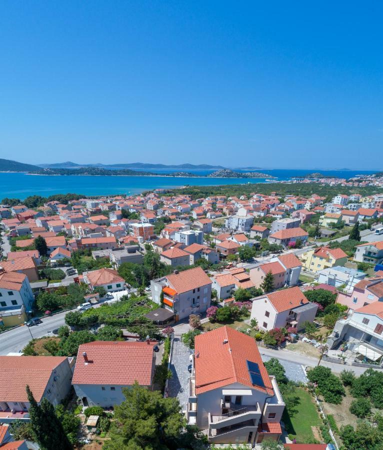 Iva Apartmani Vodice Exterior foto