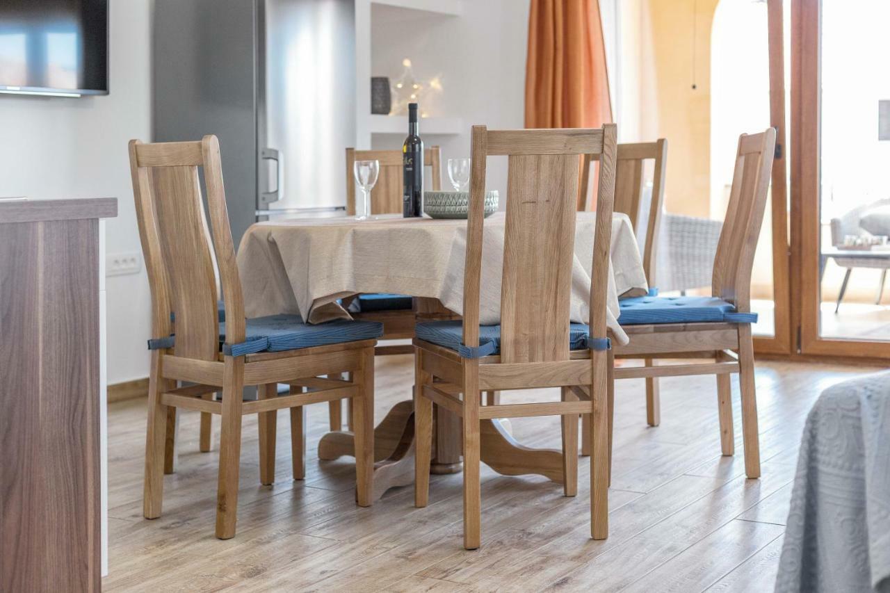 Iva Apartmani Vodice Exterior foto